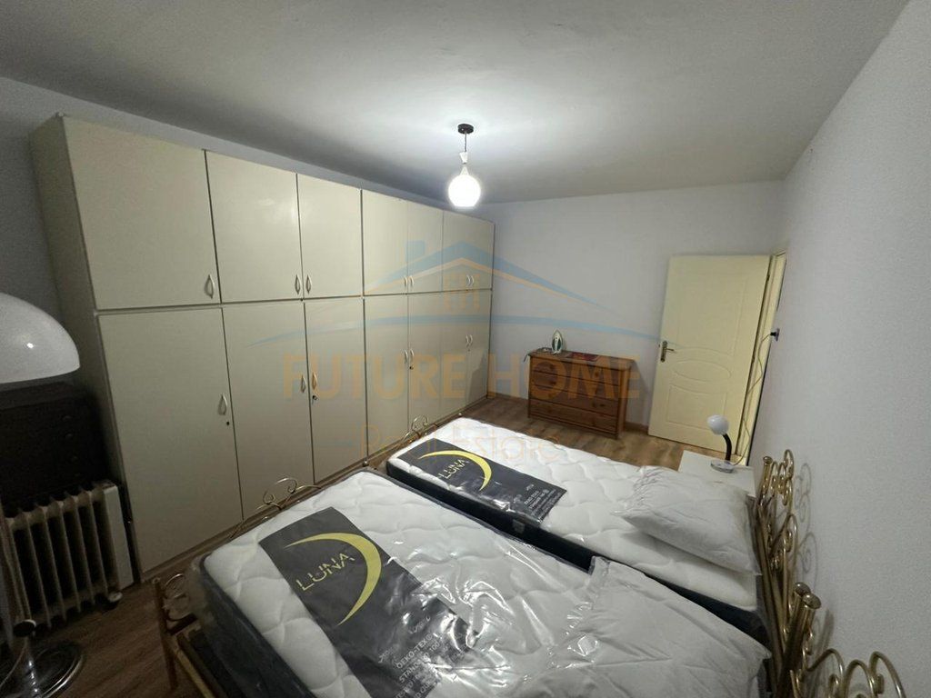 Qera, Apartament 2+1, Porcelan