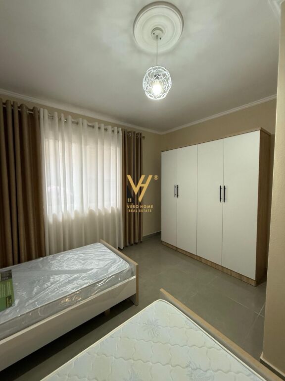 JEPET APARTAMENT 1+1+BLK ME QERA NE LAPRAKE 40.000 LEKE