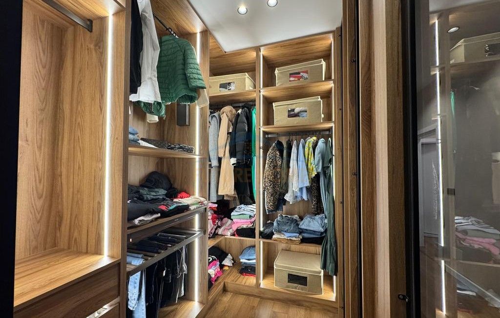 In vendita, Appartamento 2+1+2, Fresk, Tirane.