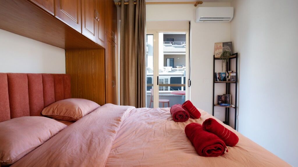 JEPET ME QERA SUPER APARTAMENT 1+1 TEK PALACE DURRES