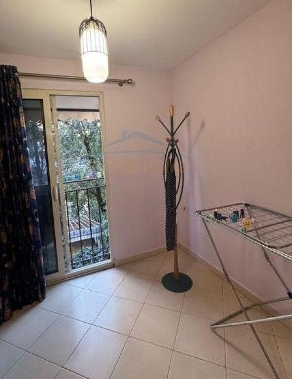 Qera, Apartament 2+1 ,Rruga e Durresit, Tirane