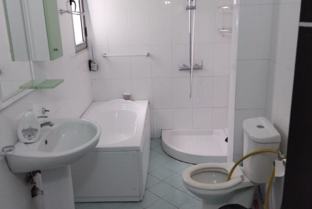 In Lungo Mare, Vlore Apartment 2+1 For Sale With Occasion Price, Only 2000 Euro/m2