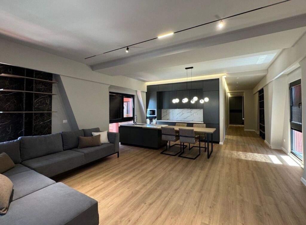 Apartament 2+1 te Tirana Garden Building