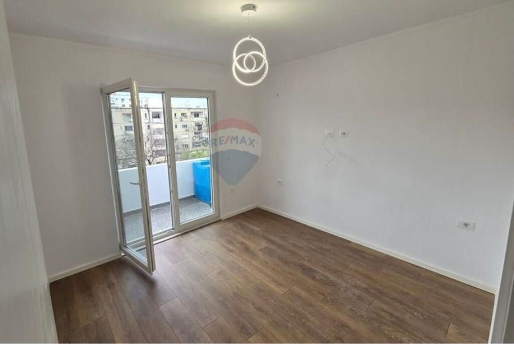 Apartament 1+1 ne shitje ne Ali Demi ID: 530181003-455