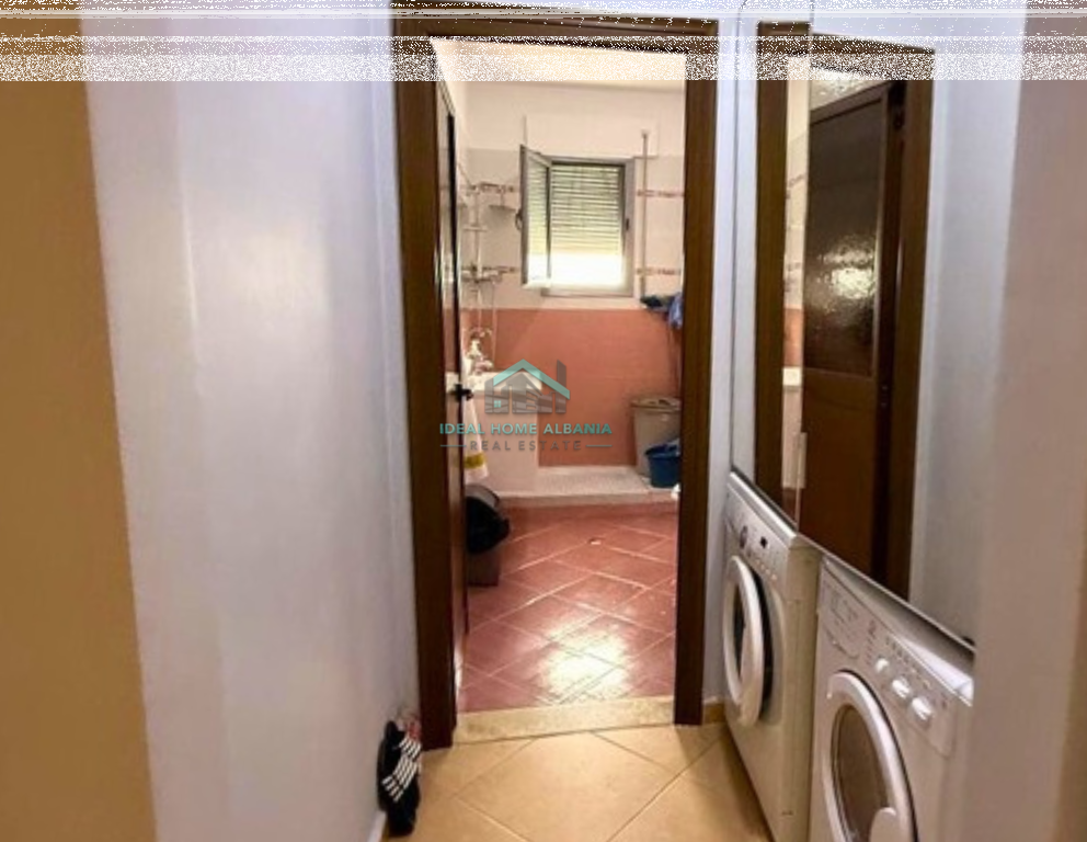 Apartament 2+1 Shitet – Rruga e Re, Vlore.