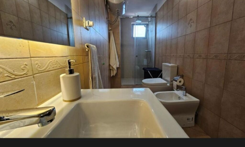 Apartament 1+1 per qira afer Selvise