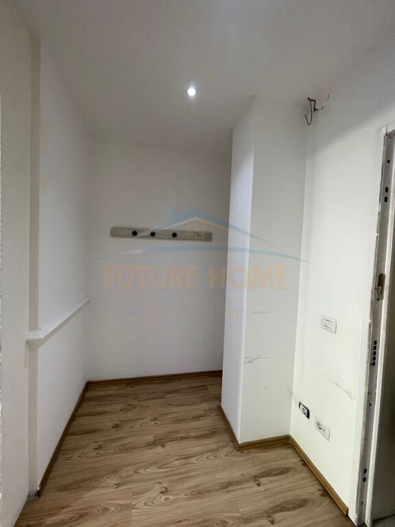 Rent, Business Premises, Ring Center, Zogu i Zi, Tirana