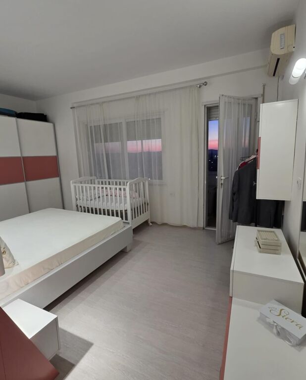 💥Shitet apartament 2+1 super i investuar,Kavaje💥