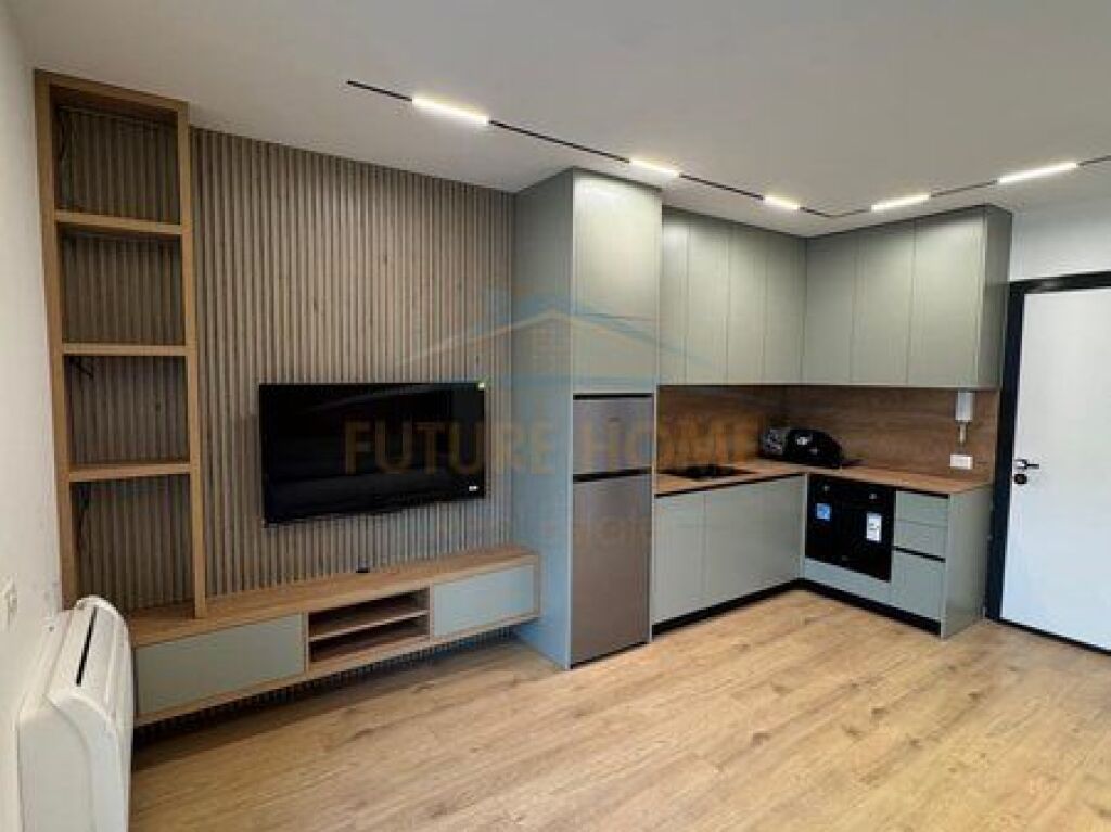 Shitet Apartament 2+1 dhe Gasoniere, Bulevardi Migjeni, Kompleksi Molla.