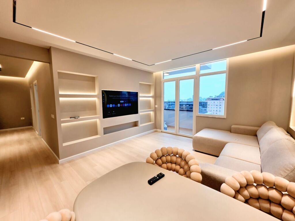 Apartament 2+1+2 per shitje tek Artubina