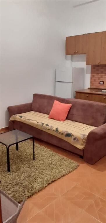 Apartment 1+1 for rent at Jordan Misja Street (35,000 lek)