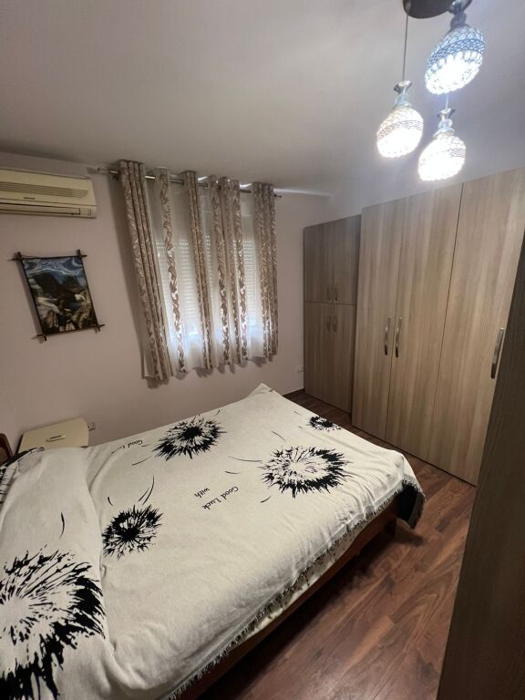 Apartament 3+1+2 me qera tek Mozaiku i Tiranes