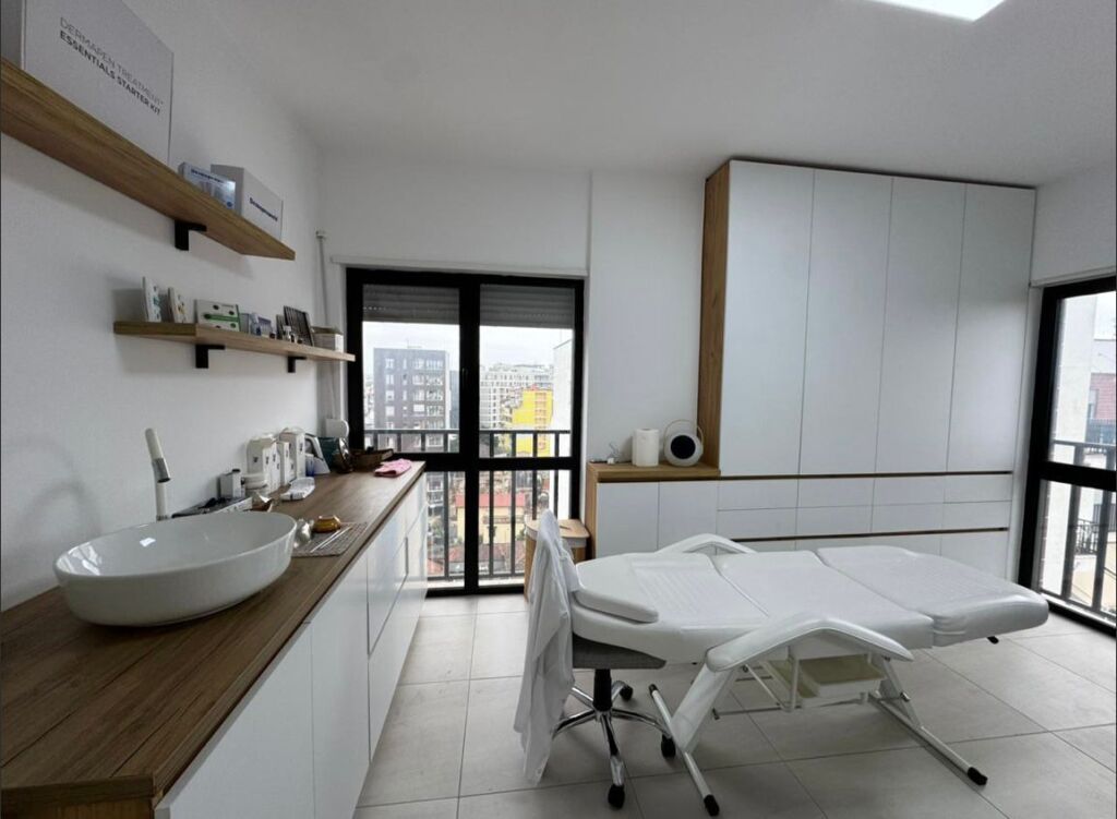 Apartament 3+1+2 ne Shitje , Prane Viles Gold