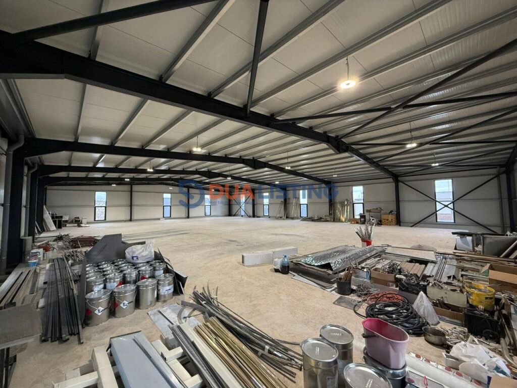 Affittasi – Primo piano del capannone, Kashar, Tirana