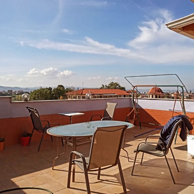 Shitet Apartament 2+1 +2+50m2 verande– Ish Uzina e Traktorëve