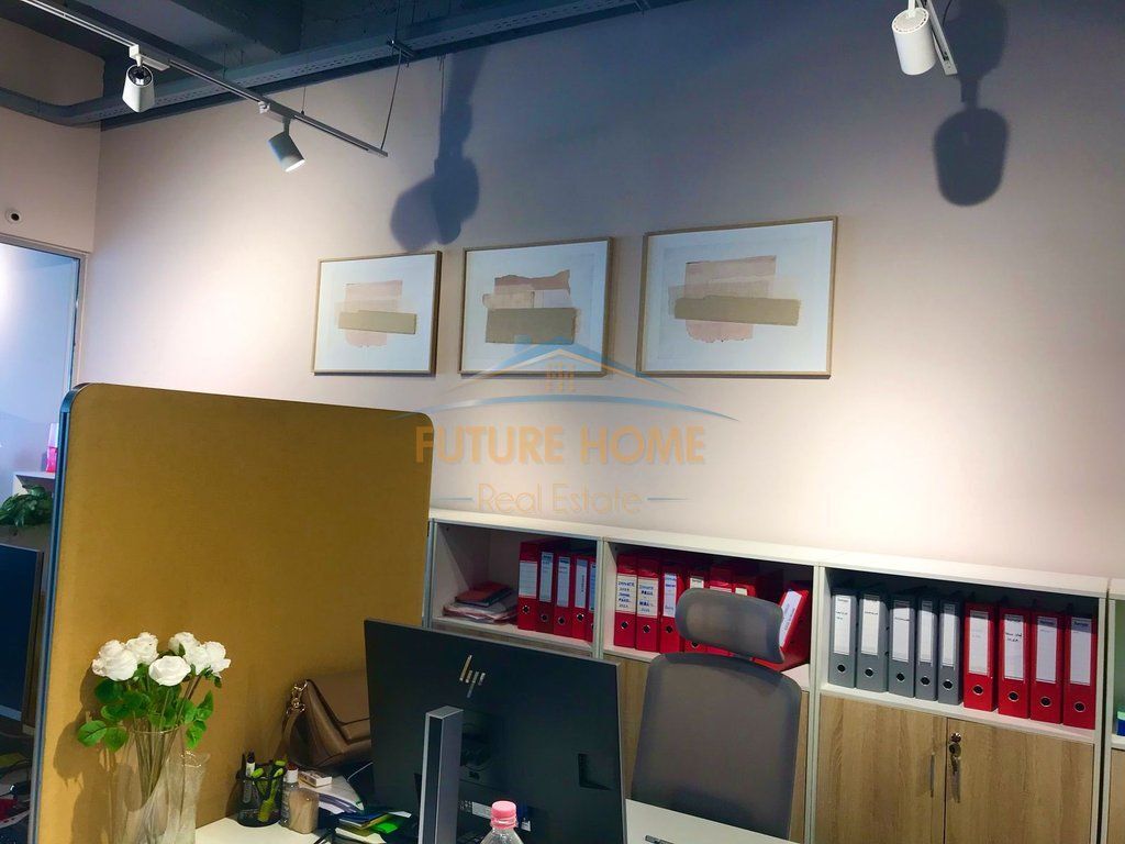 Rent, Office space, Kavaja Street.