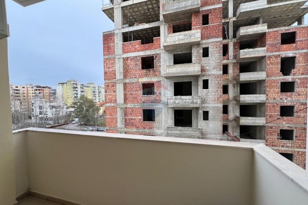 Apartament 2+1 me Qera