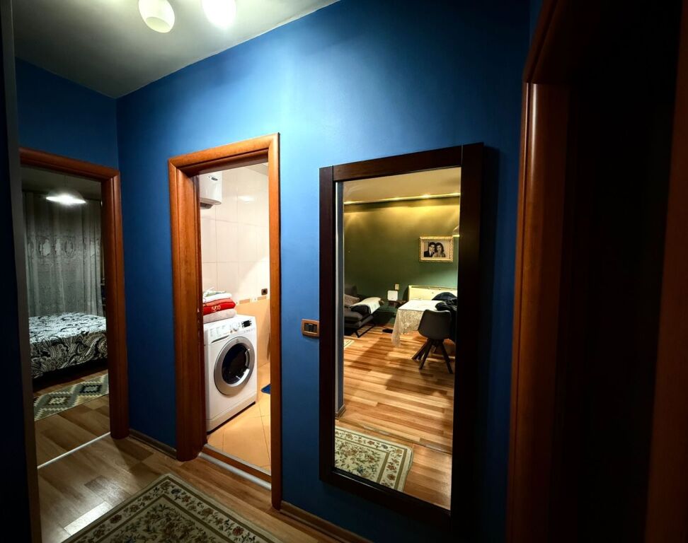 Jepet me qera 2+1, Ish Ekspozita 850€