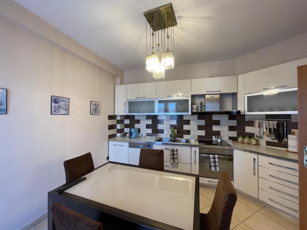 Appartamento 2+1+2 in Affitto – Vicino al Municipio, Durazzo