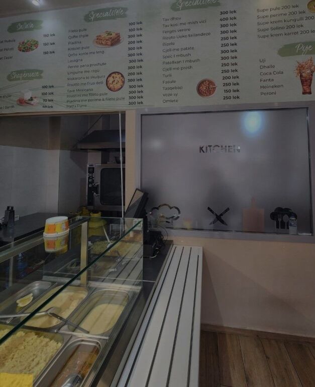 Shitet, Biznesi "Restorant", Kompleksi Delijorgji, Tirane.