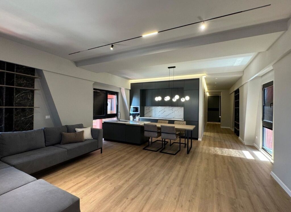 Apartament 2+1 te Tirana Garden Building