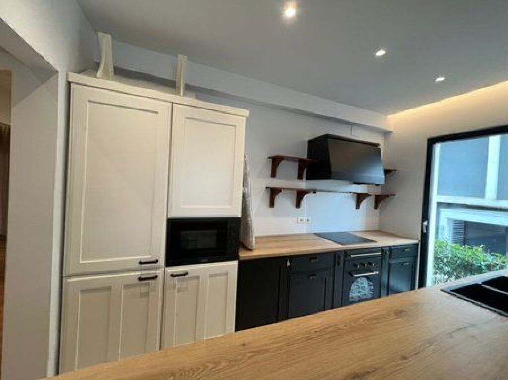 In vendita, Appartamento 2+1+Posto Auto, O2 Residence, Tirana