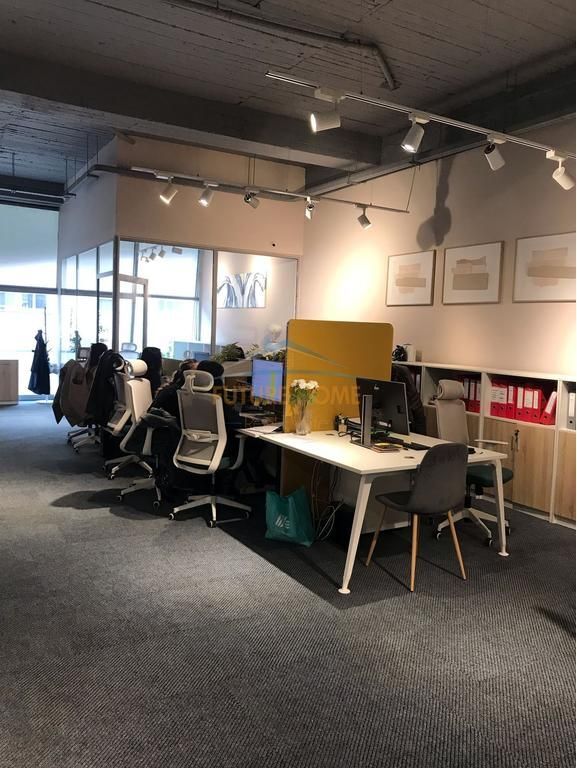 Rent, Office space, Kavaja Street.