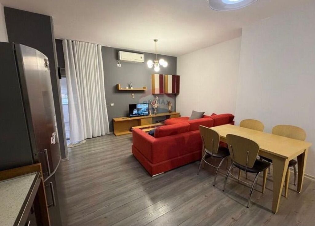 SHITET, APARTAMENT 2+1, FRESKU, TIRANË