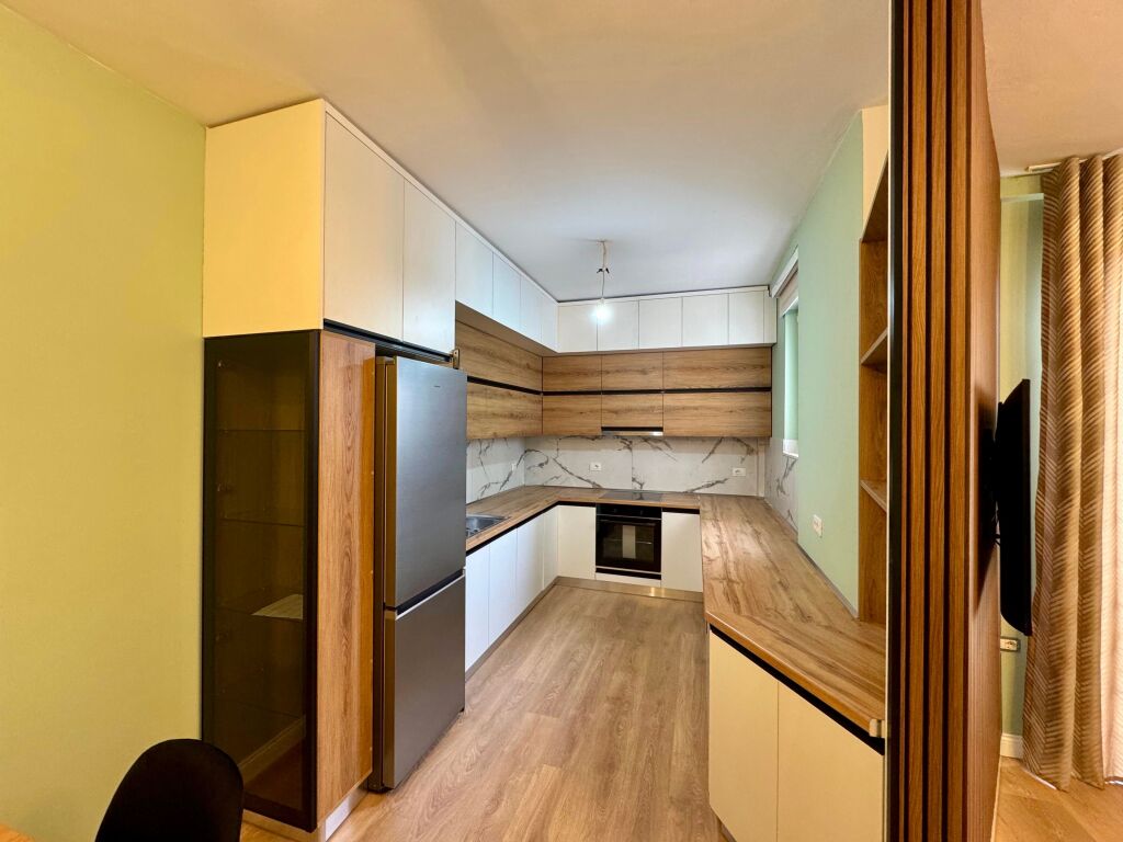 📣 QERA SUPER Apartament (DUPLEX) 3+1+2 +2 Poste Parkimi 📍 Kompleksi FZ, Liqeni i Thate ✨