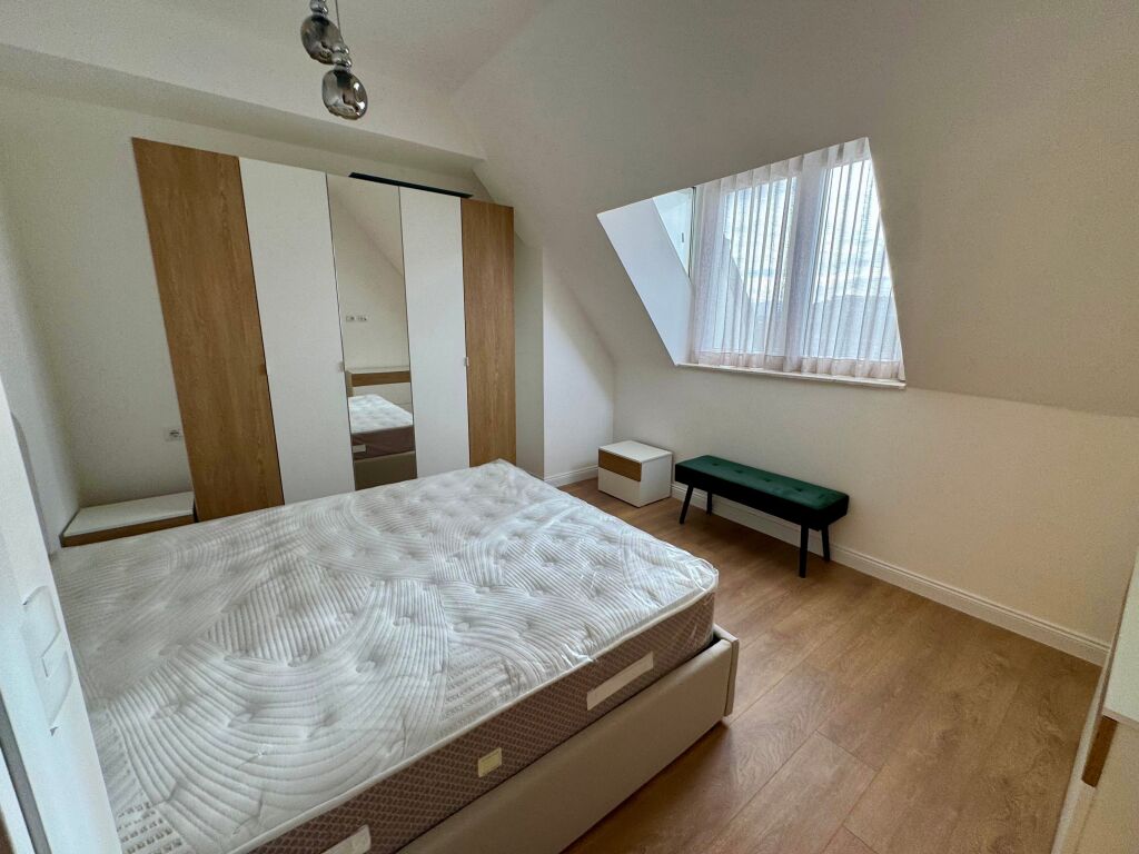 📣 QERA SUPER Apartament (DUPLEX) 3+1+2 +2 Poste Parkimi 📍 Kompleksi FZ, Liqeni i Thate ✨