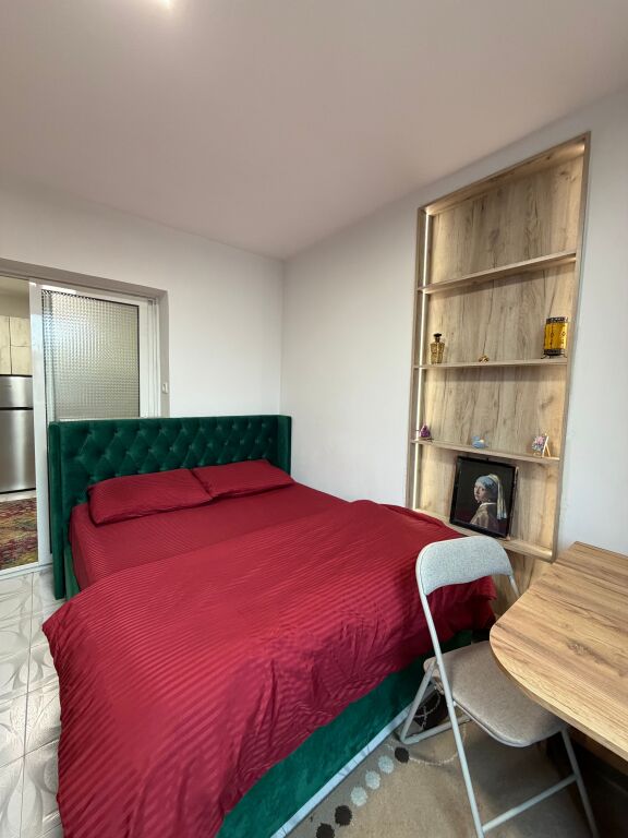 Appartamento in affitto ( Vicino alla Piazza Centro di Tirana )