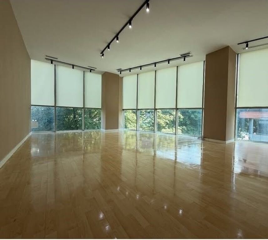 Jepet zyrë me qira pranë Drejtorisë së Policisë, Rruga Sami Frashëri