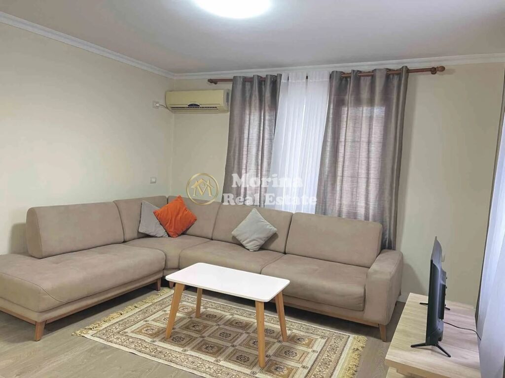 Qera | Shtëpi private 1 + 1 | Universiteti Barleti | 400 €/muaj