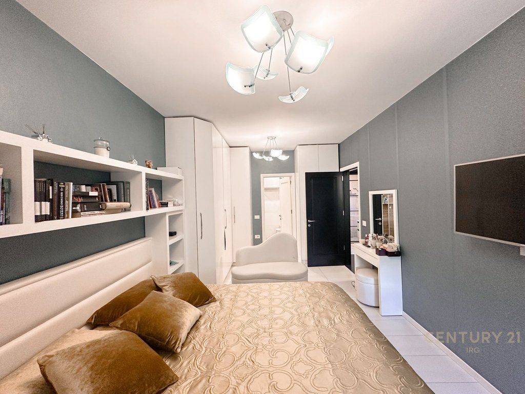 VENDESI APPARTAMENTO 2+1 A BLLOK