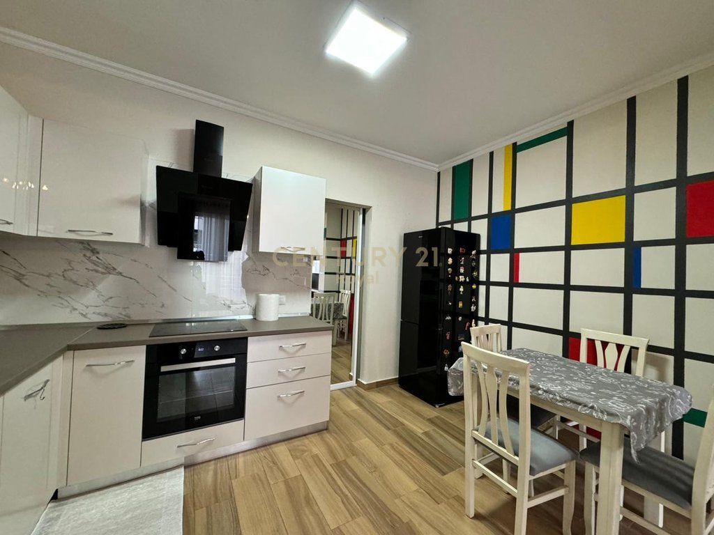 Affittasi appartamento 2+1 in kinostudio in un nuovo complesso