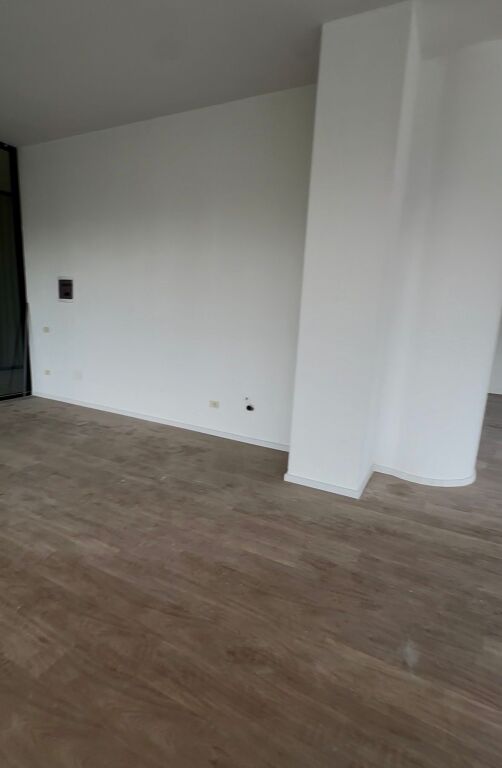 Ambjent për Zyra me Qera