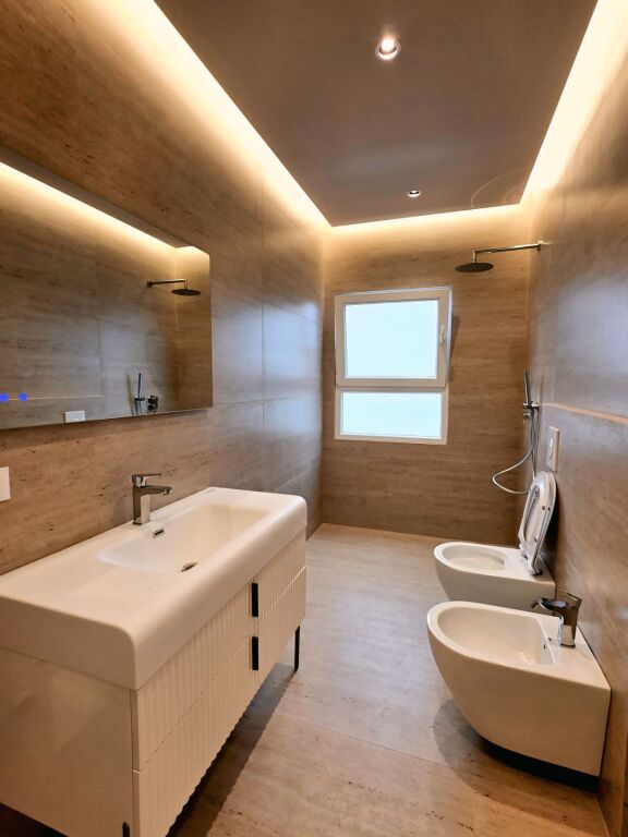 Apartament 2+1+2 per shitje tek Artubina