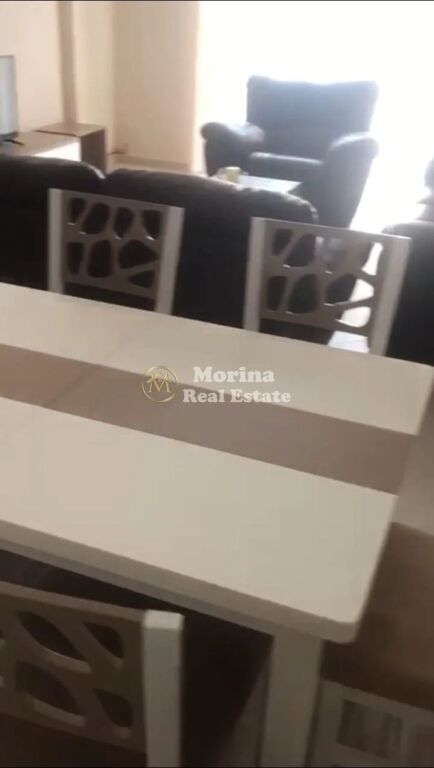 Affitto | Appartamento 1 + 1 | Fresk | 400 €/mese