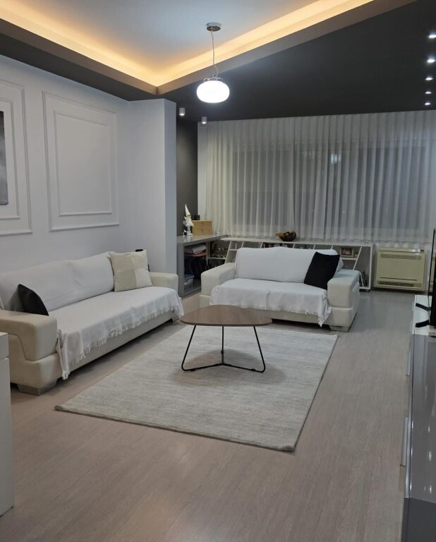 💥Shitet apartament 2+1 super i investuar,Kavaje💥