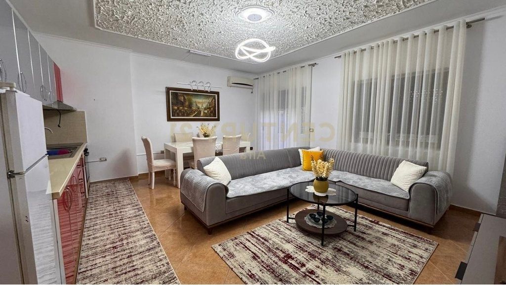 Apartment 2+1 for rent at the entrance of Don Bosko, near Bar Artistit!