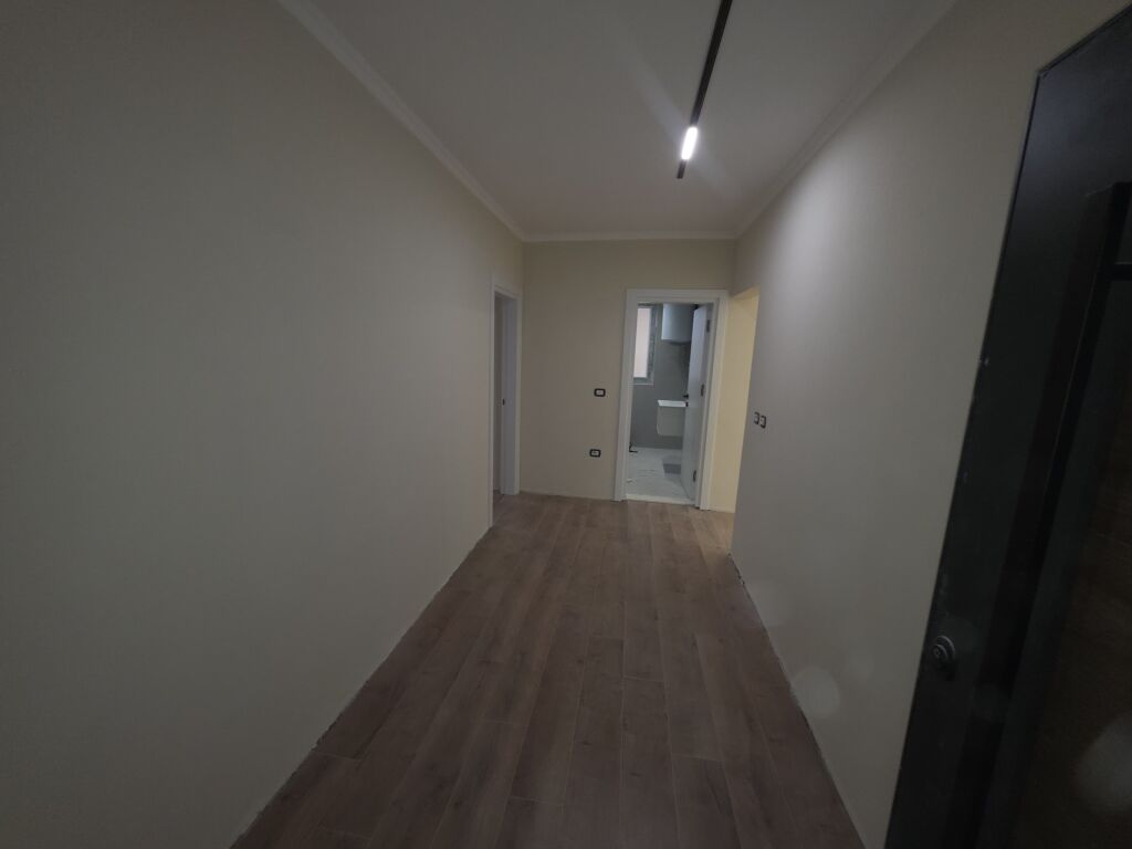 Artament 1+1 për Shitje – Shkolla Osman Myderizi!