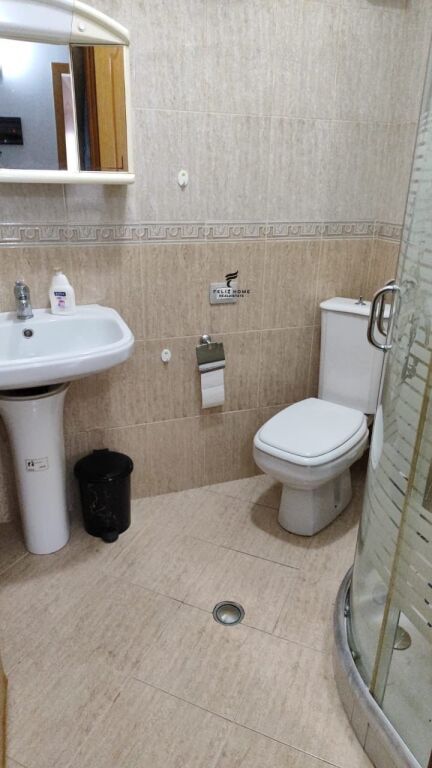 APARTAMENT ME QERA 1+1 PAZARI RI 45.000 LEKE