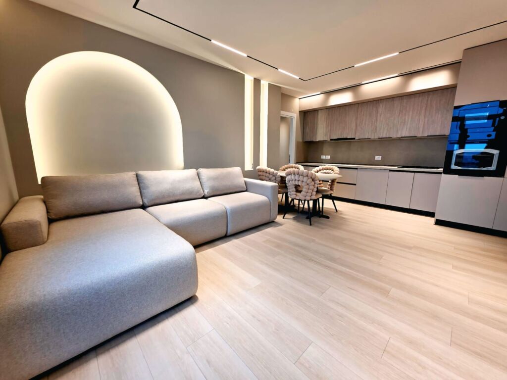 Apartament 2+1+2 per shitje tek Artubina