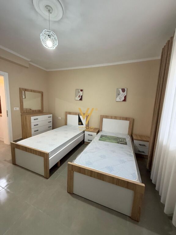 JEPET APARTAMENT 1+1+BLK ME QERA NE LAPRAKE 40.000 LEKE