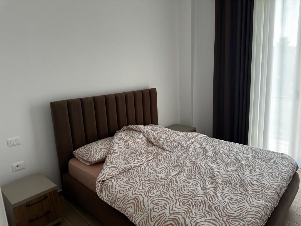 Vilë për Shitje Pranë Gjirit të Lalëzit