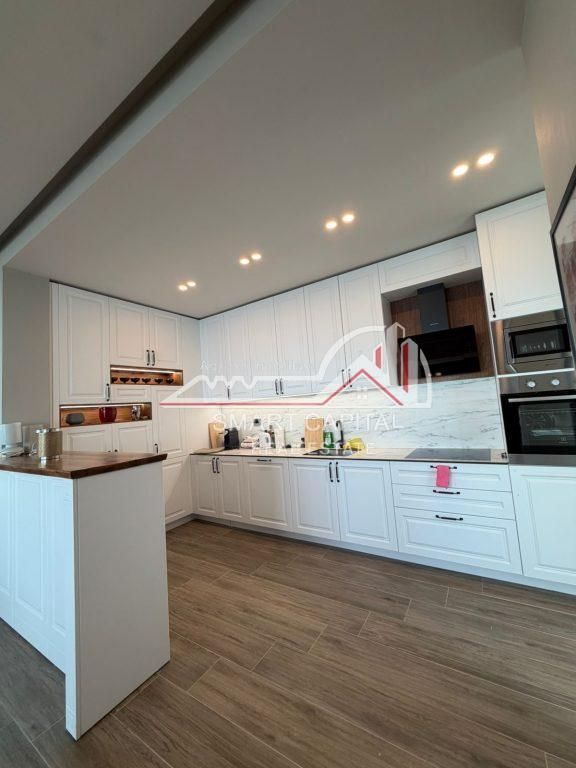 LUXURY APARTMENT FOR SALE – LUNGOMARE, VLORË!!