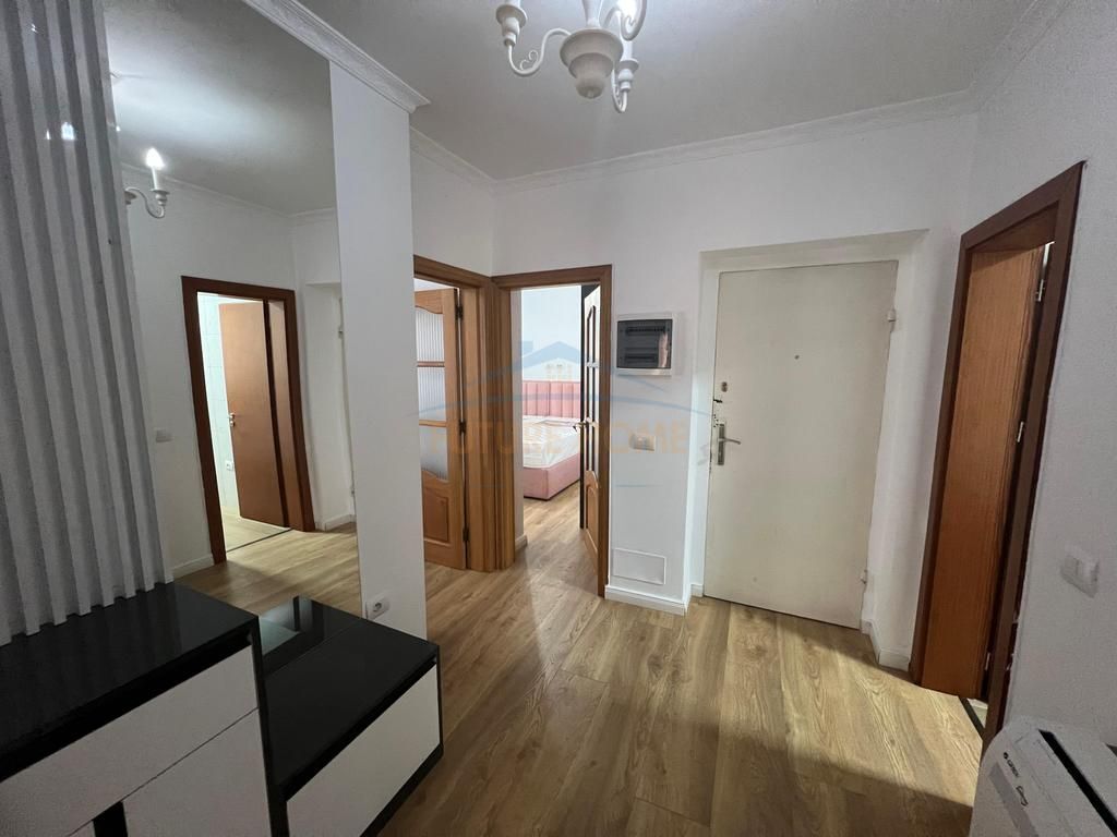 Qera,apartament 3+1,bulevardi zogu i 1