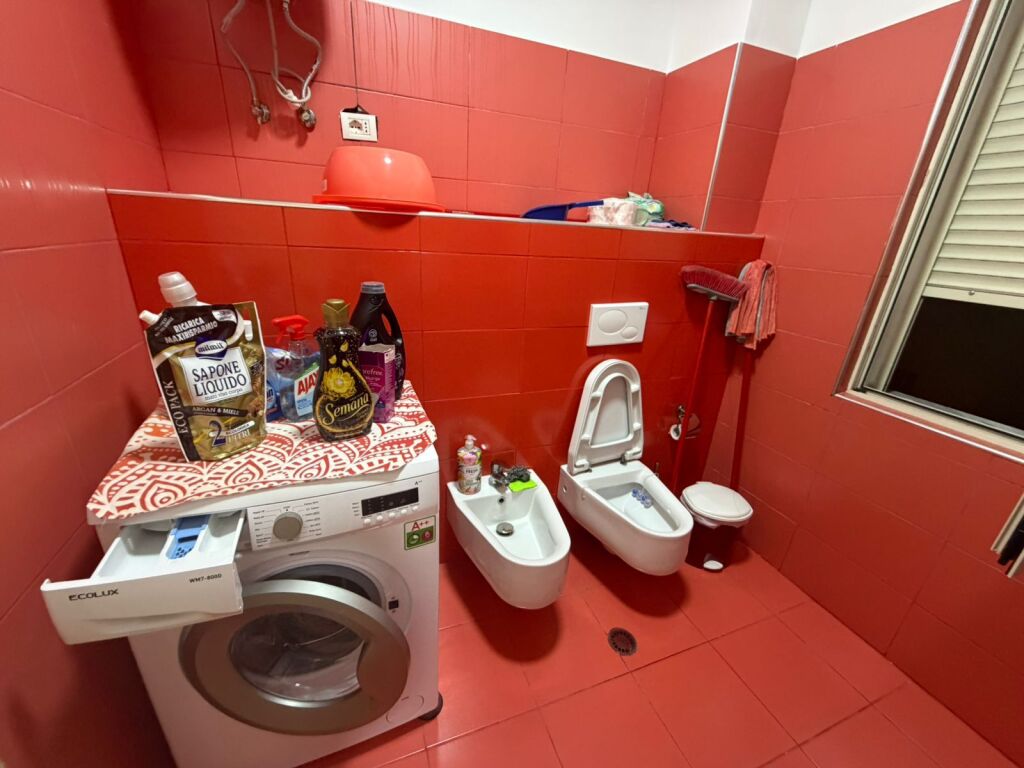 For rent 2+2+parking furnished dry lake 649 eu