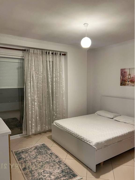 Apartament 2+1+2 per qira te Kodra e Diellit