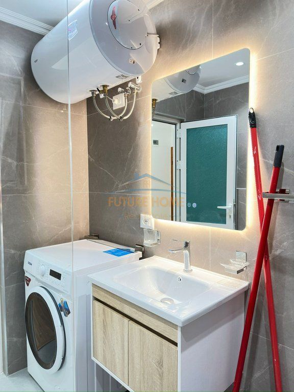 Appartamento 1+1 in vendita, Scuola Bajram Curri, Tirana